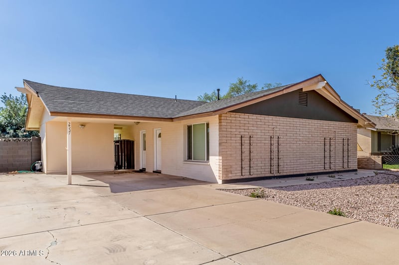 2537 La Jolla Dr, Tempe, AZ 85282