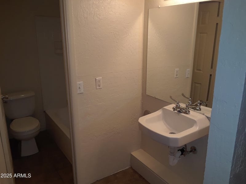 2537 Georgia Ave #14, Phoenix, AZ 85017