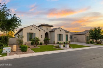 2537 Turnberry Dr, Gilbert, AZ 85298