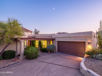 2537 Vogel Ave, Phoenix, AZ 85028