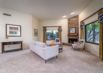 2537 Vogel Ave, Phoenix, AZ 85028