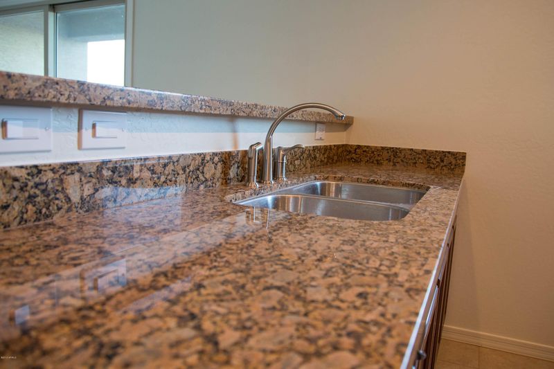 25379 W Ellis Dr, Buckeye, AZ 85326
