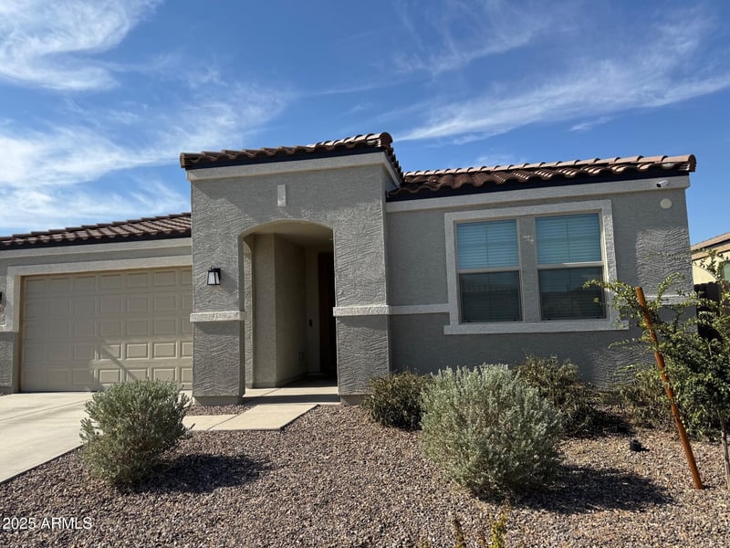 2538 Chanute Ps, Phoenix, AZ 85041