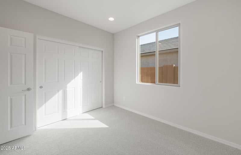 25389 172nd Ln, Surprise, AZ 85387