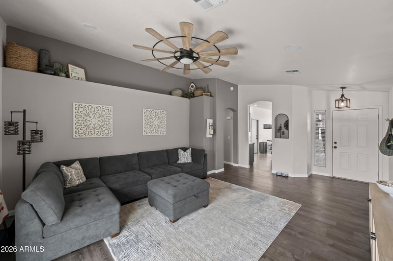 2539 Camino St, Mesa, AZ 85213