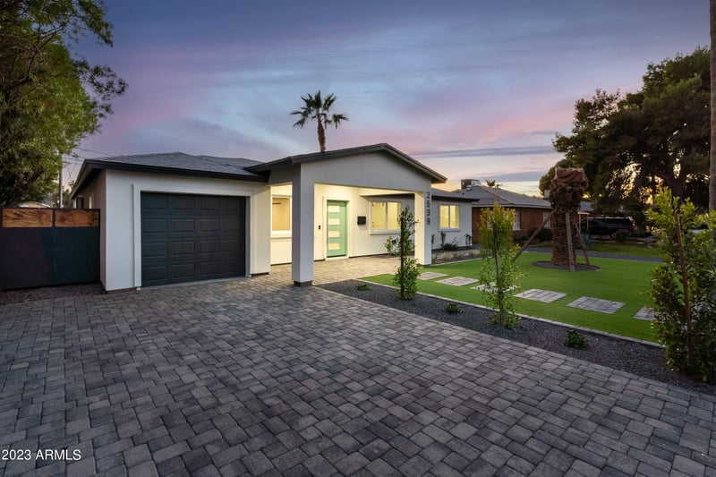 2539 E Roma Ave, Phoenix, AZ 85016