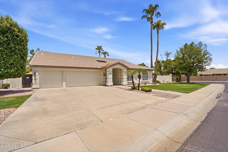 2540 E Sagebrush St, Gilbert, AZ 85296