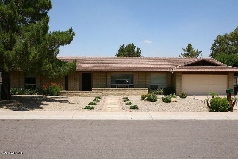 2540 E Sierra St, Phoenix, AZ 85028