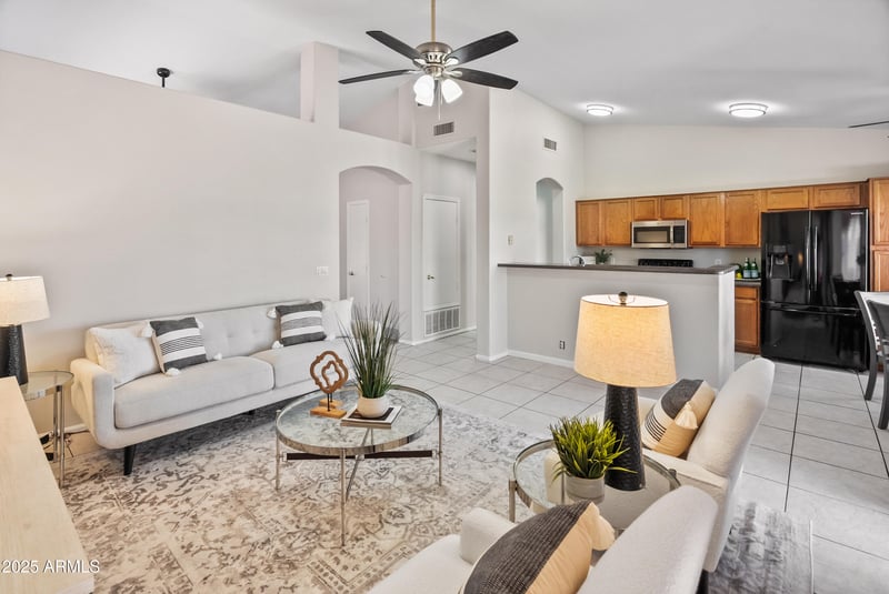 2541 86th Ave, Phoenix, AZ 85037