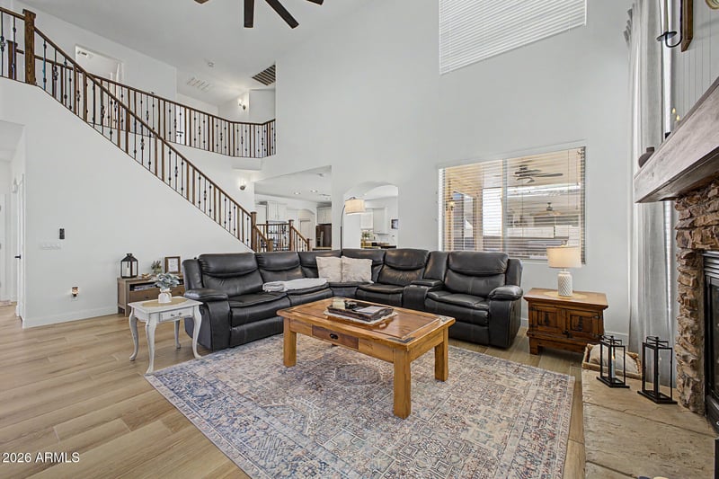2541 E Ridge Creek Rd, Phoenix, AZ 85024