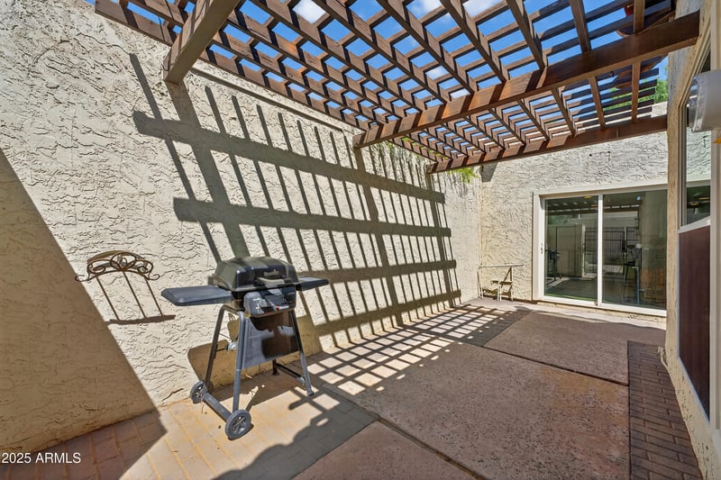 2541 Miller Rd, Scottsdale, AZ 85257