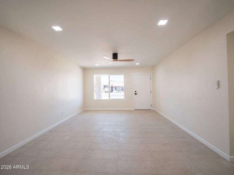 2541 N 50 Ln, Phoenix, AZ 85035