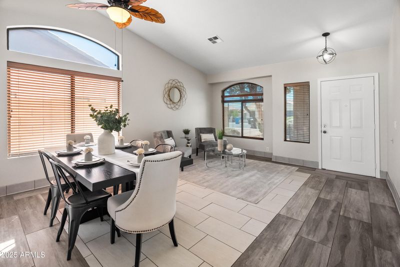 2541 N 86th Ave, Phoenix, AZ 85037