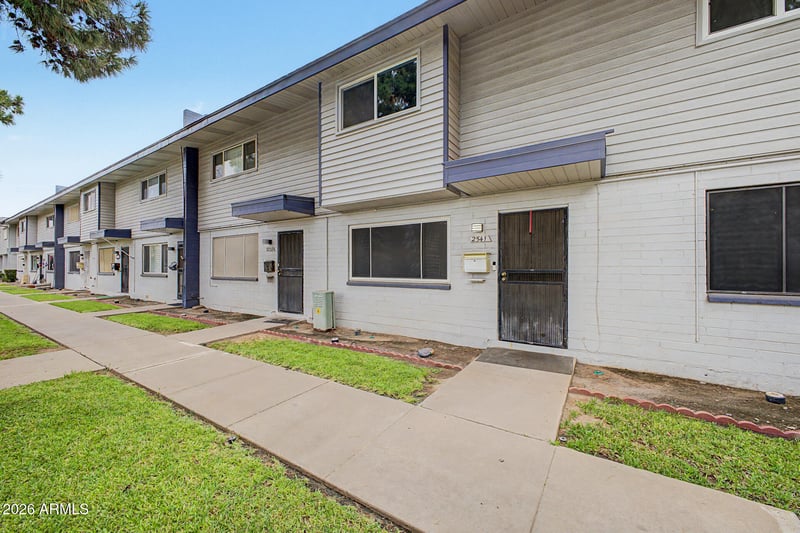 2541 W Rose Ln #A4, Phoenix, AZ 85017