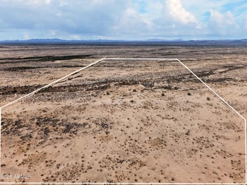 25410 Lone Mountain Rd #-, Morristown, AZ 85342