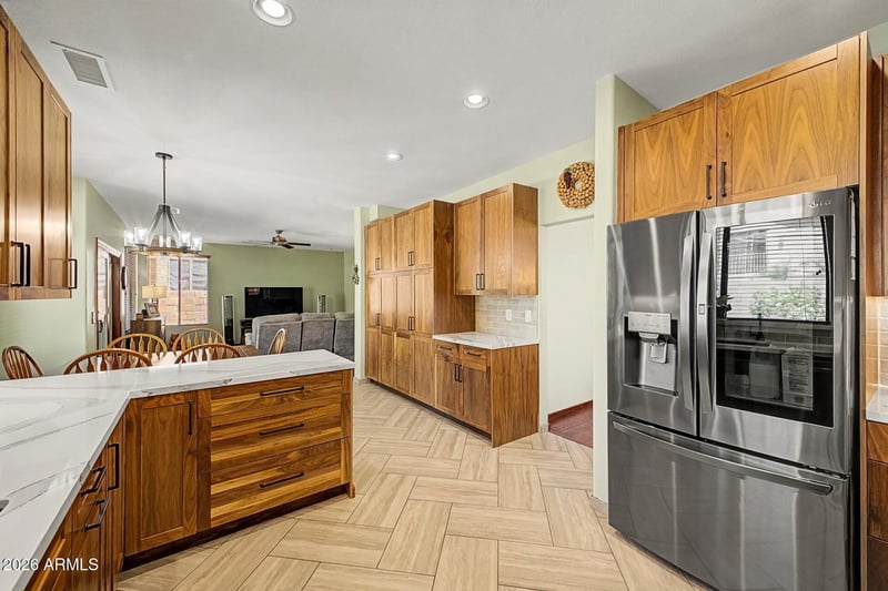 25412 N 68th Dr, Peoria, AZ 85383