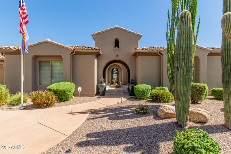 25417 45th Dr, Phoenix, AZ 85083