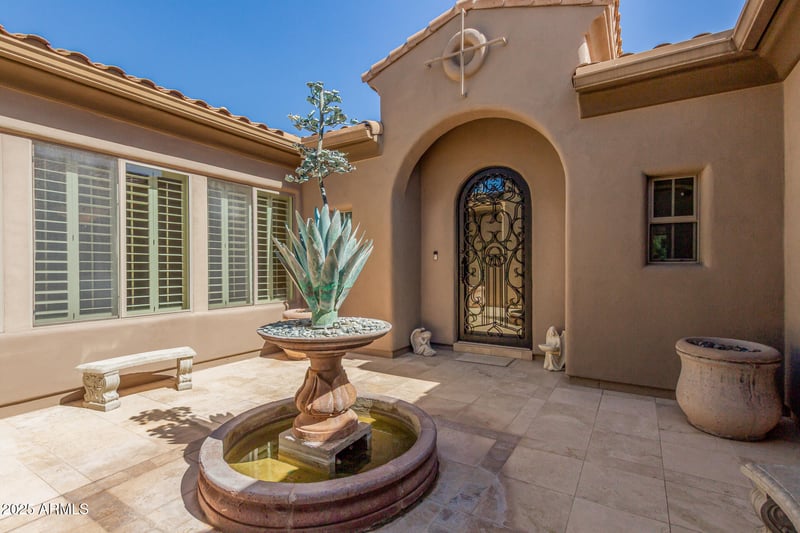 25417 45th Dr, Phoenix, AZ 85083