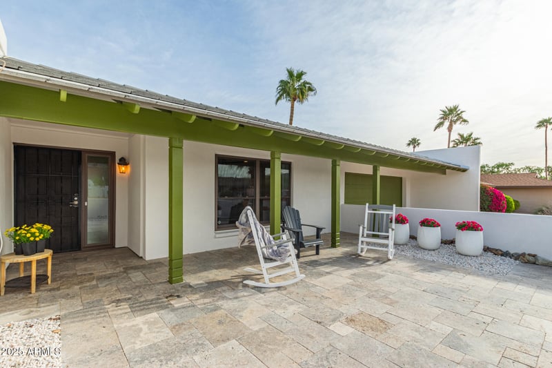 2542 Cochise Rd, Phoenix, AZ 85028