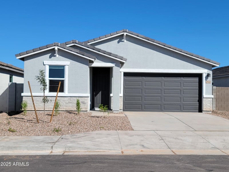 2542 Fortana Dr, San Tan Valley, AZ 85143