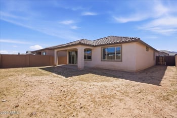 2542 Pecan Rd, Phoenix, AZ 85041