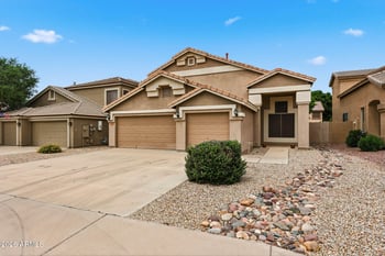 25422 68th Dr, Peoria, AZ 85383
