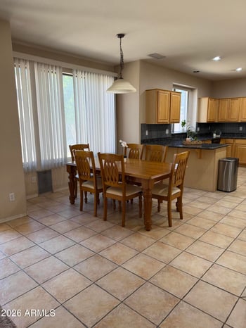 25422 68th Dr, Peoria, AZ 85383