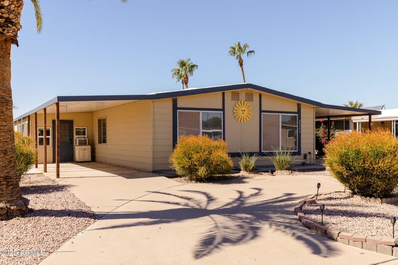 25424 Montana Ave, Sun Lakes, AZ 85248