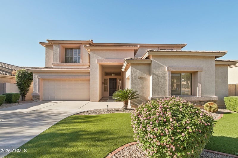 25426 Hackberry Dr, Phoenix, AZ 85083