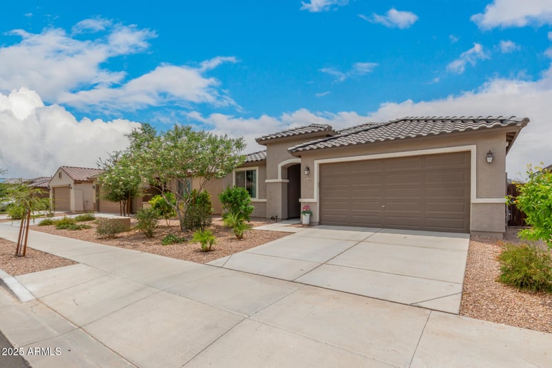 25428 163rd Dr, Surprise, AZ 85387