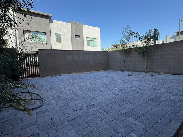25428 19th Dr, Phoenix, AZ 85085