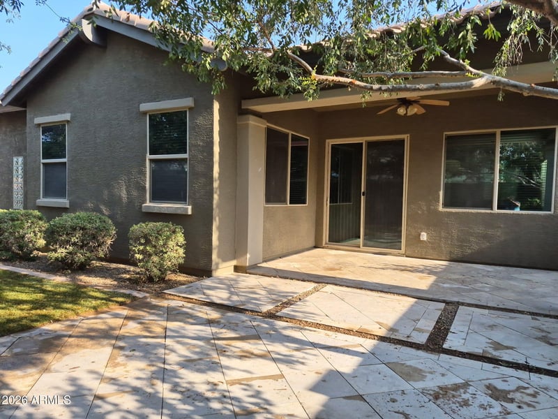 2543 Penedes Dr, Gilbert, AZ 85298