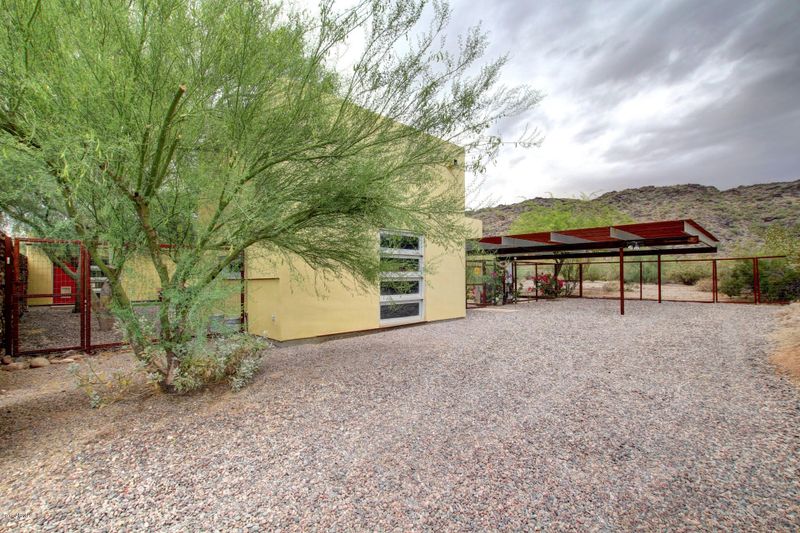 2543 E Winston Dr, Phoenix, AZ 85042