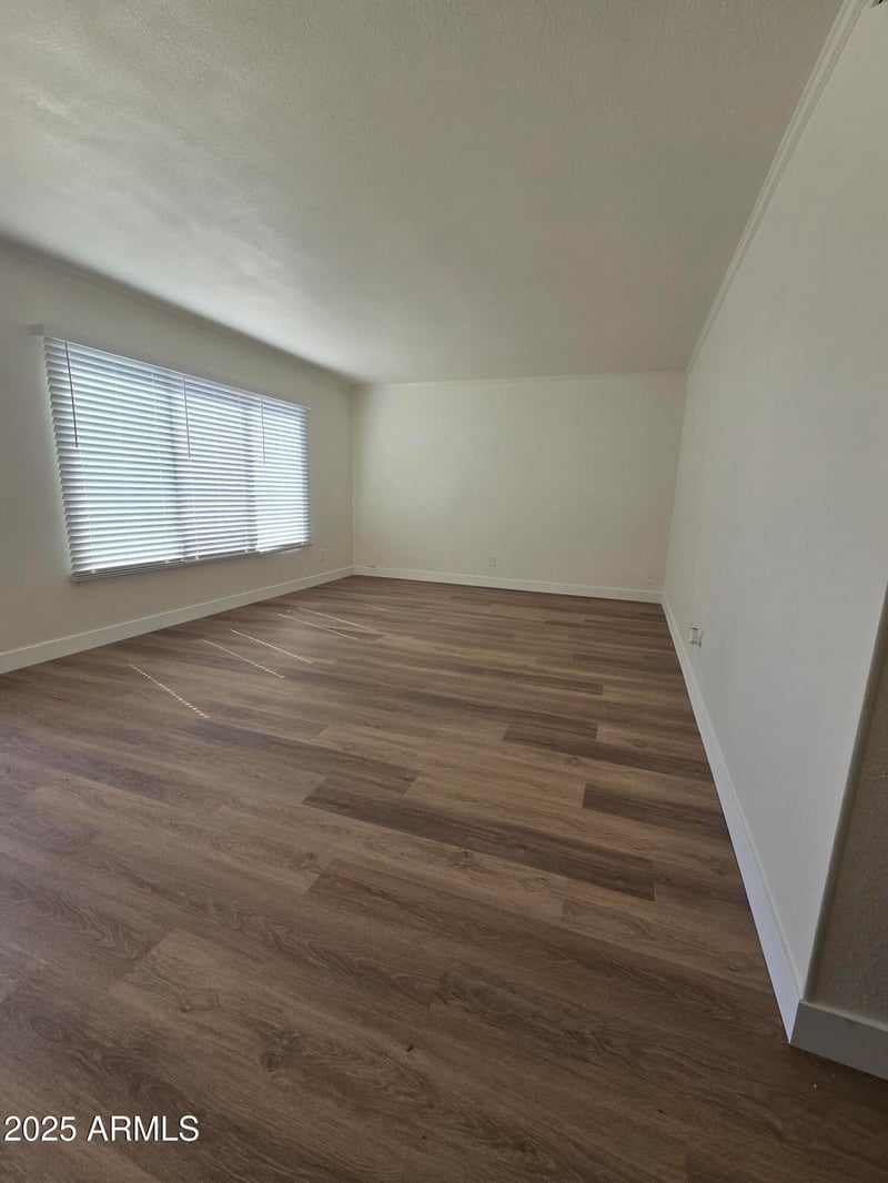 2544 52nd Ave, Phoenix, AZ 85035