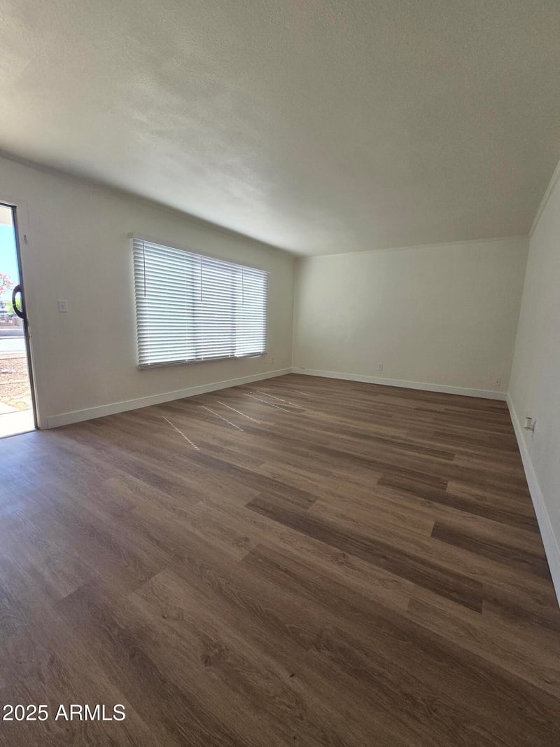 2544 52nd Ave, Phoenix, AZ 85035