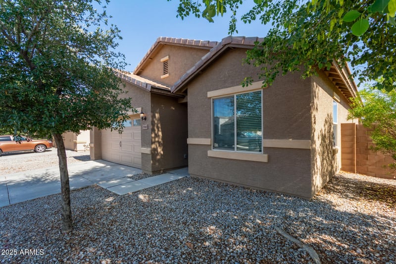 25447 Heathermoor Dr, Buckeye, AZ 85326