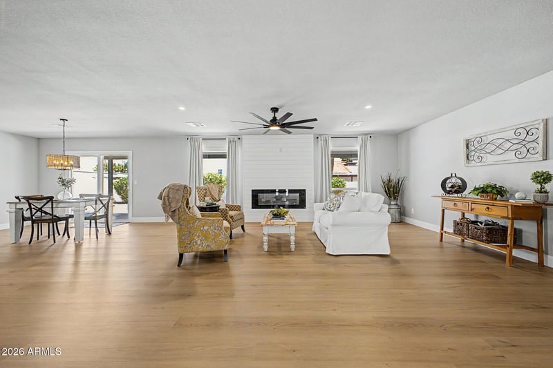 25449 S Truro Dr, Sun Lakes, AZ 85248