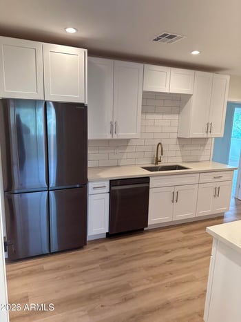 2545 29th Pl, Phoenix, AZ 85008