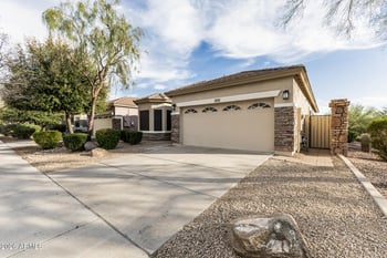 2545 Brilliant Sky Dr, Phoenix, AZ 85085