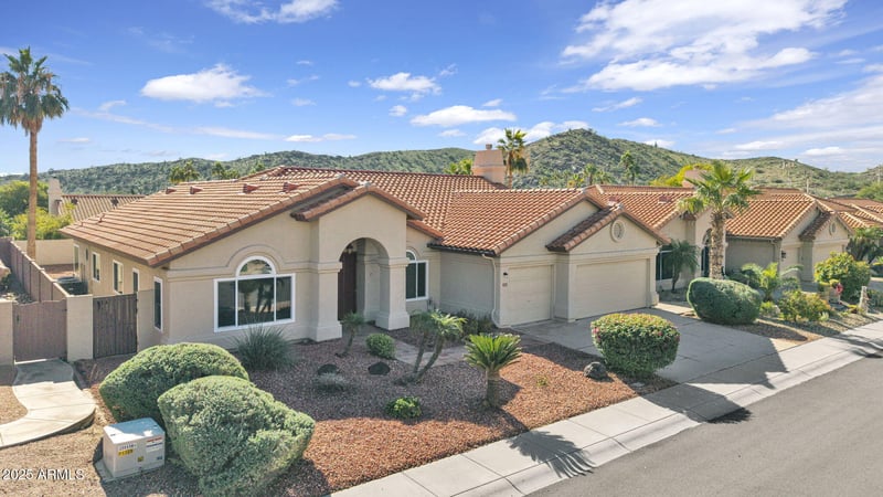 2545 Cathedral Rock Dr, Phoenix, AZ 85048