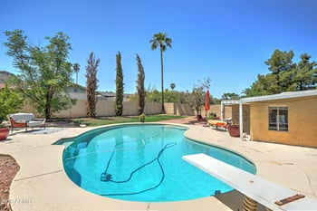 2545 E Vista Dr, Phoenix, AZ 85032