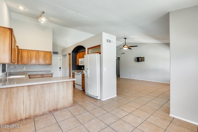 2545 Granite View Dr, Phoenix, AZ 85048