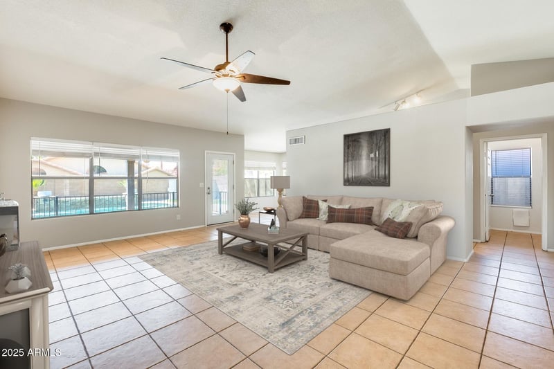 2545 Granite View Dr, Phoenix, AZ 85048