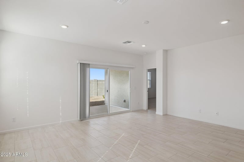 25453 Fraktur Rd, Buckeye, AZ 85326