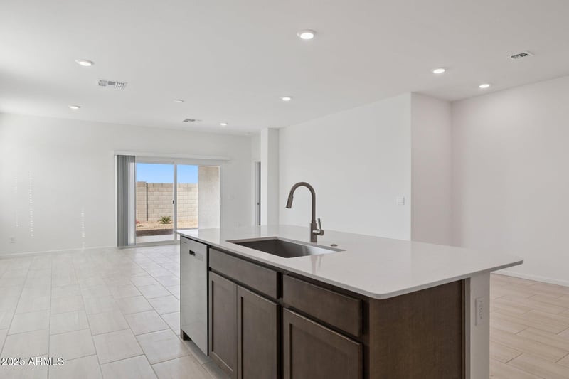 25453 Fraktur Rd, Buckeye, AZ 85326