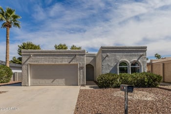 25455 Truro Dr, Sun Lakes, AZ 85248