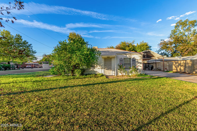 2546 Augusta Ave, Phoenix, AZ 85051