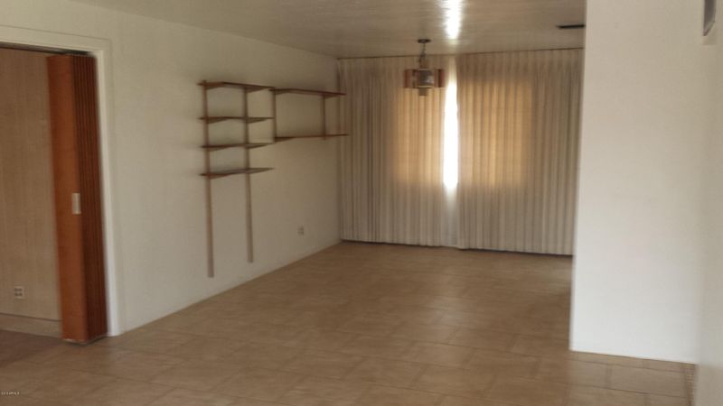 2546 E Devonshire Ave, Phoenix, AZ 85016