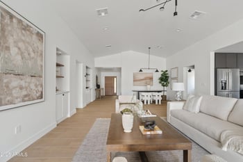 2546 E Roma Ave, Phoenix, AZ 85016