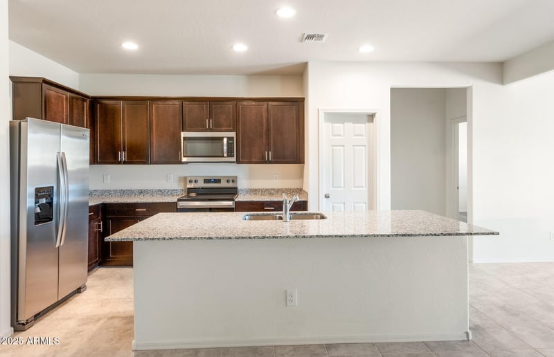 25462 Chipman Rd, Buckeye, AZ 85326